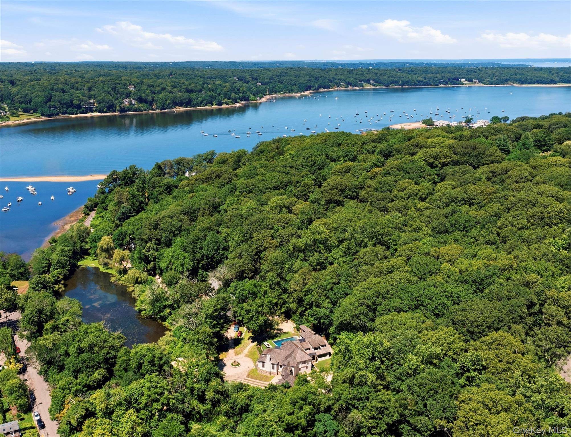 36 Spring ST, Cold Spring Harbor, NY 11724