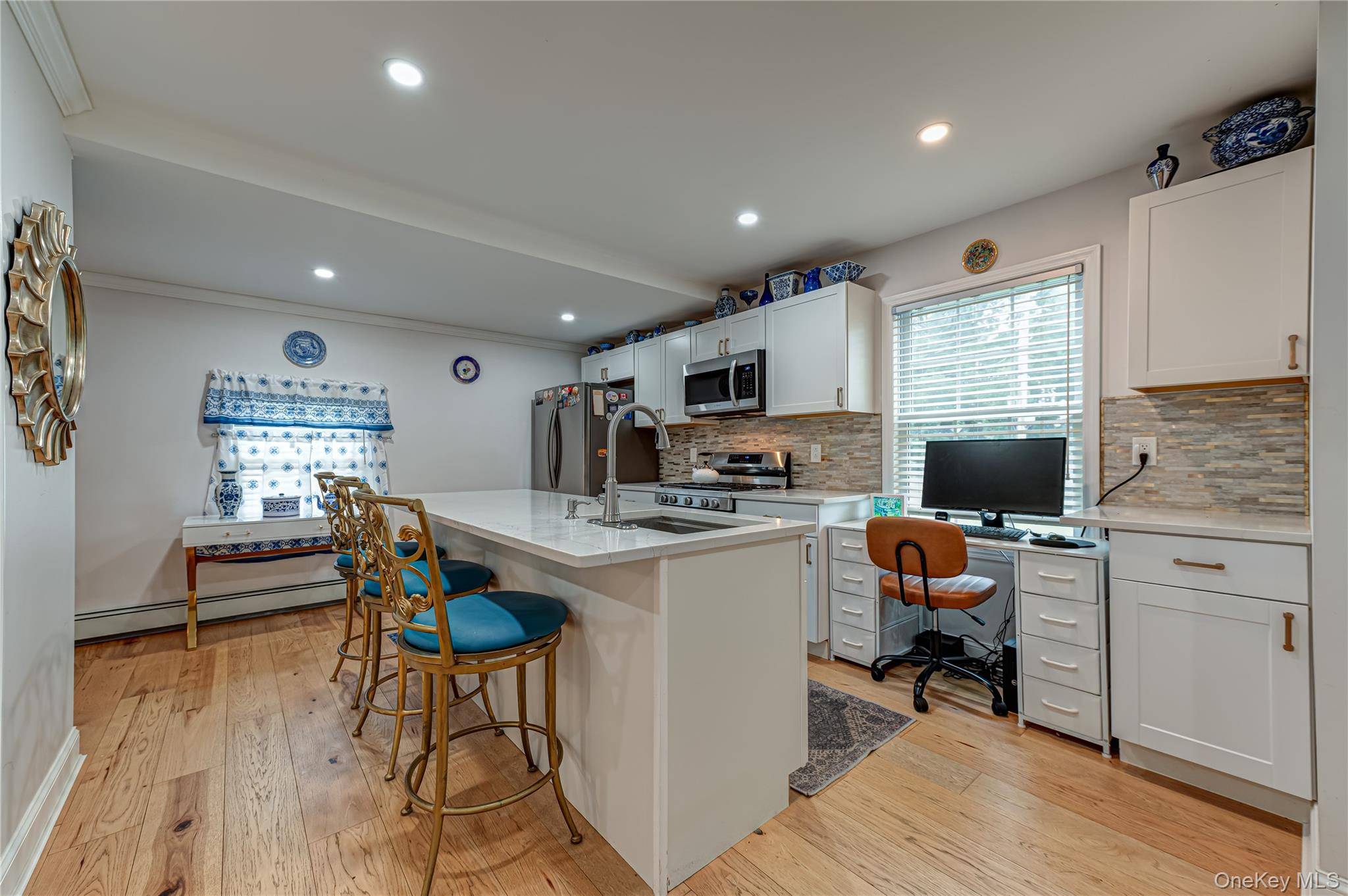 309 Laurel RD, Northport, NY 11768