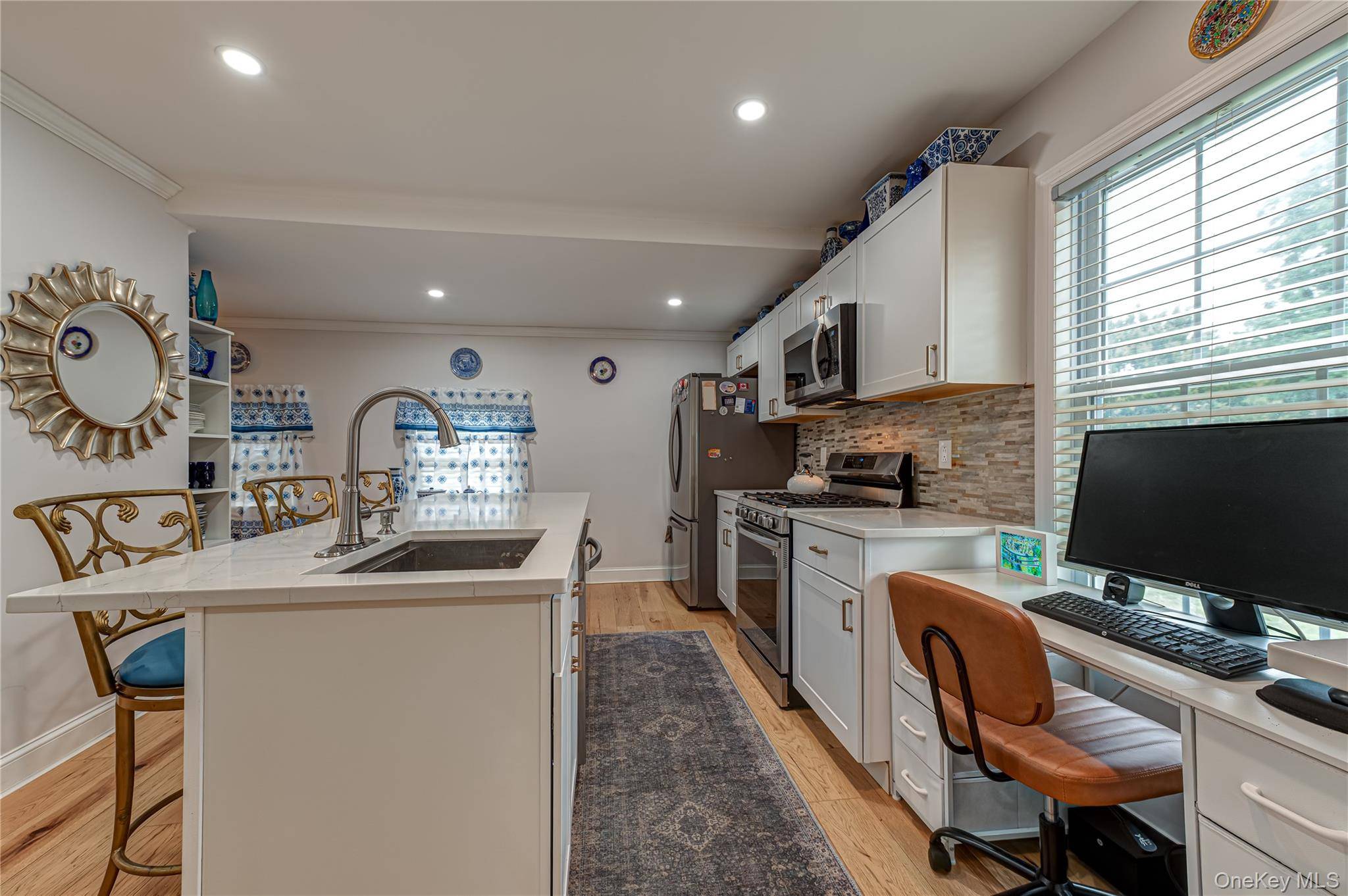 309 Laurel RD, Northport, NY 11768