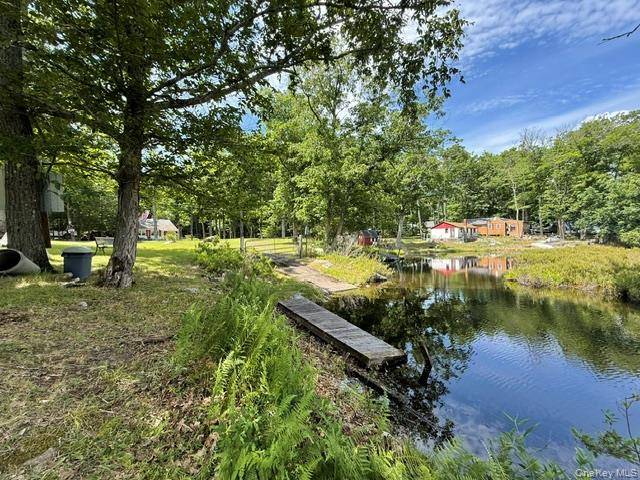 179 W Mohican TRL, Glen Spey, NY 12737