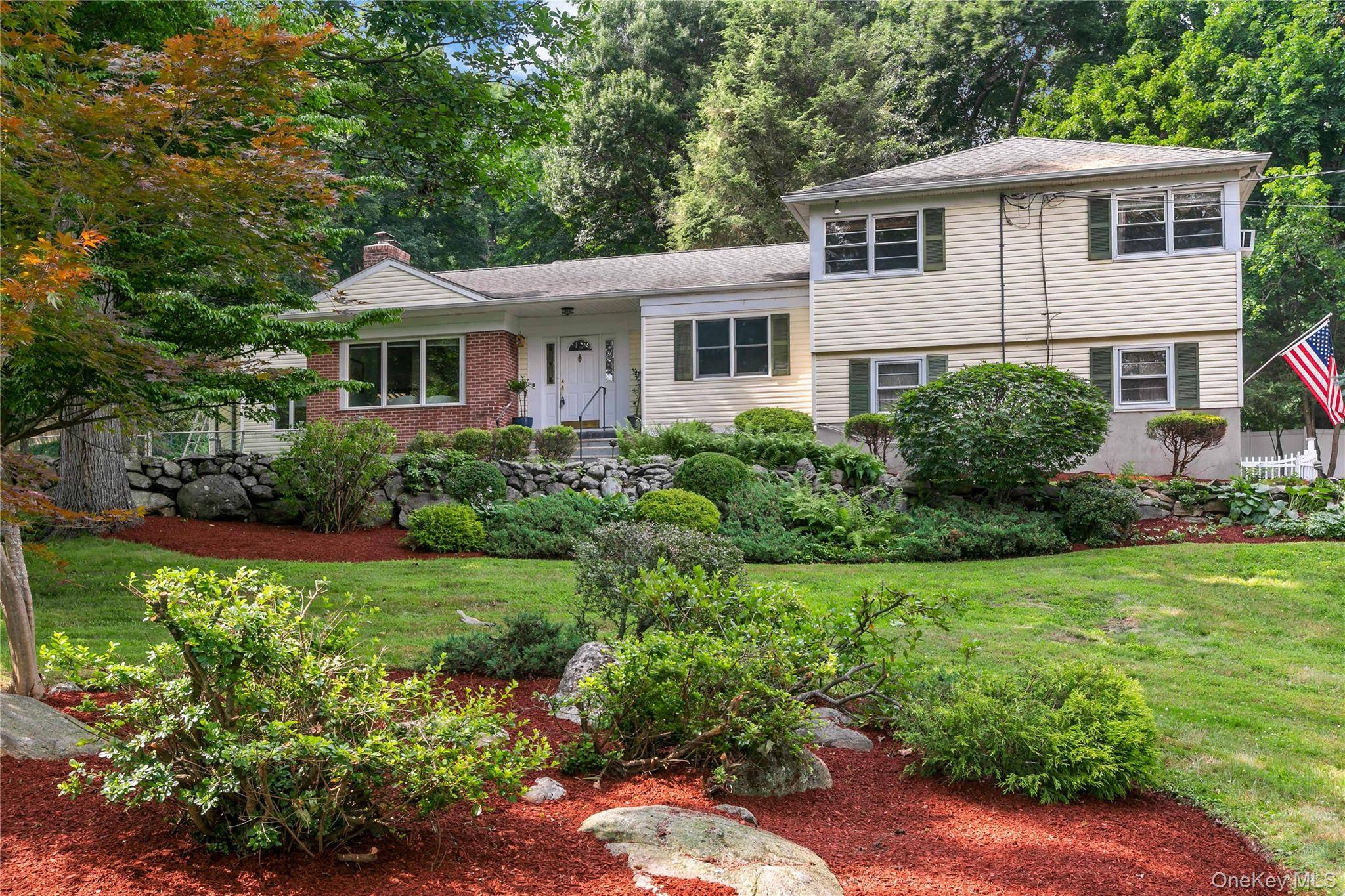 120 Cedar DR, Briarcliff Manor, NY 10510