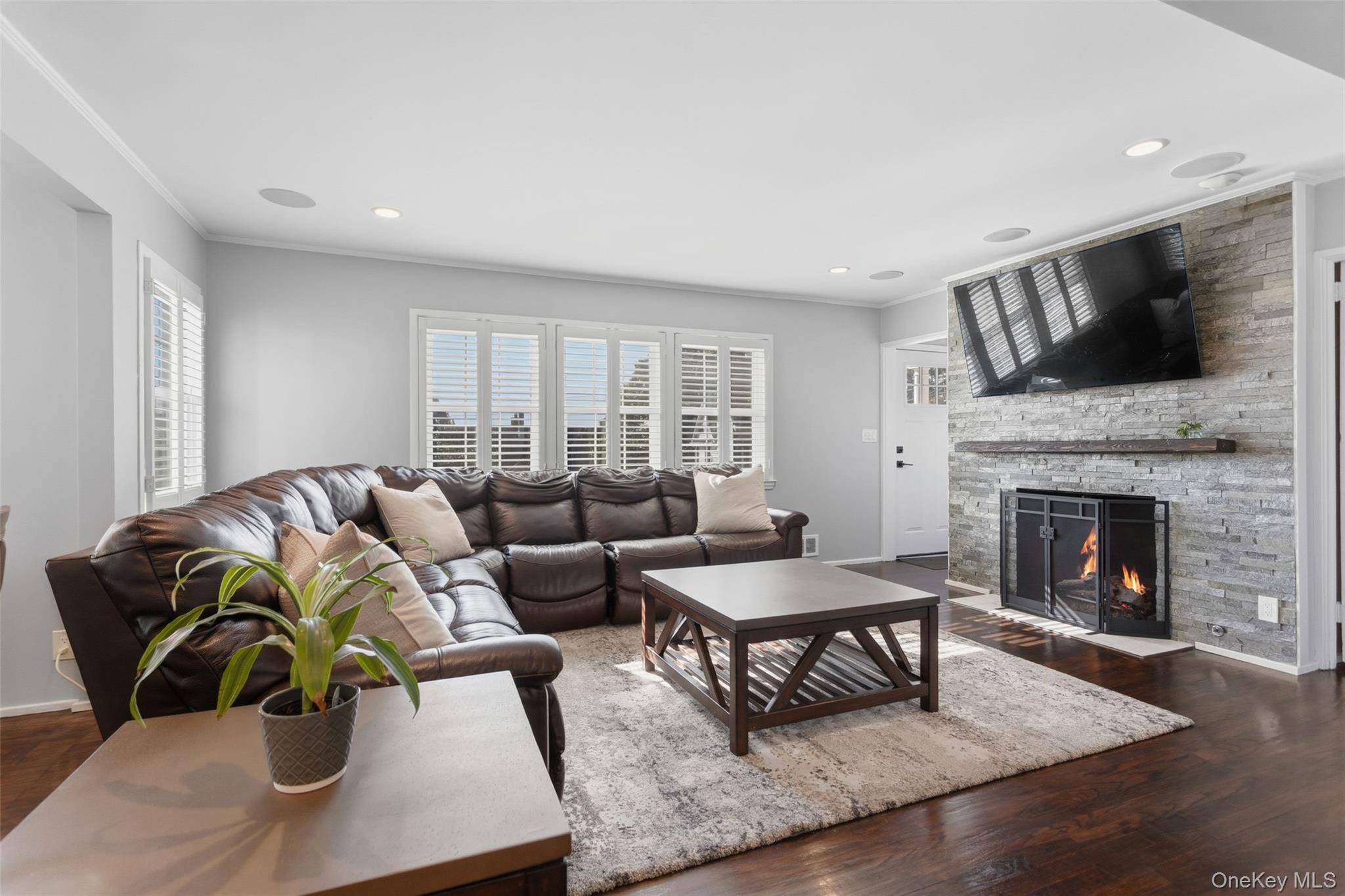 110 Tappan Landing RD, Tarrytown, NY 10591