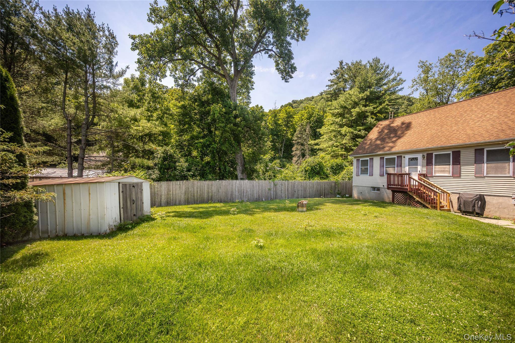 5 Lake Amenia RD, Amenia, NY 12501