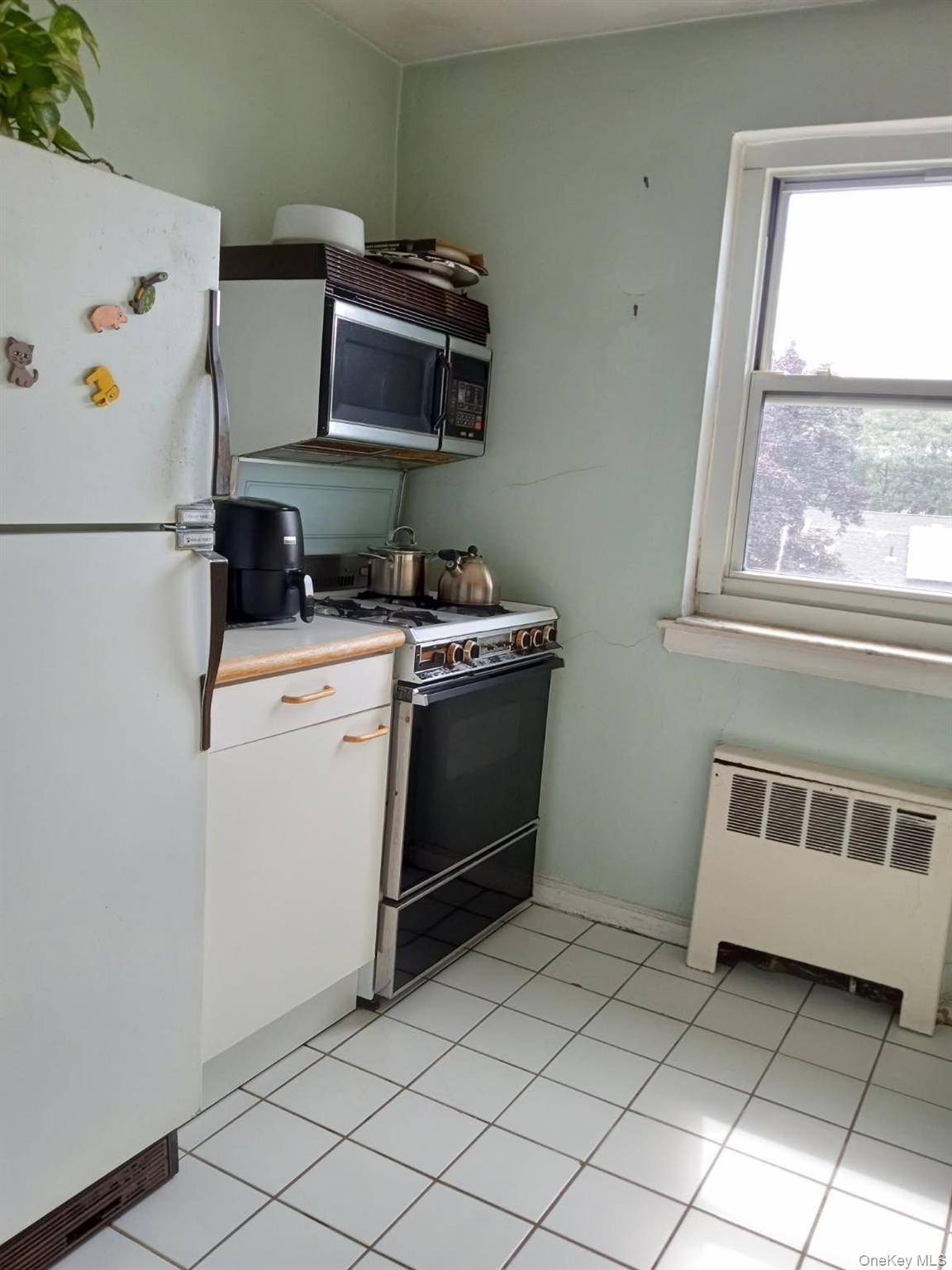 69-38 Kissena Blvd Kissena Blvd #135B, Kew Garden Hills, NY 11367