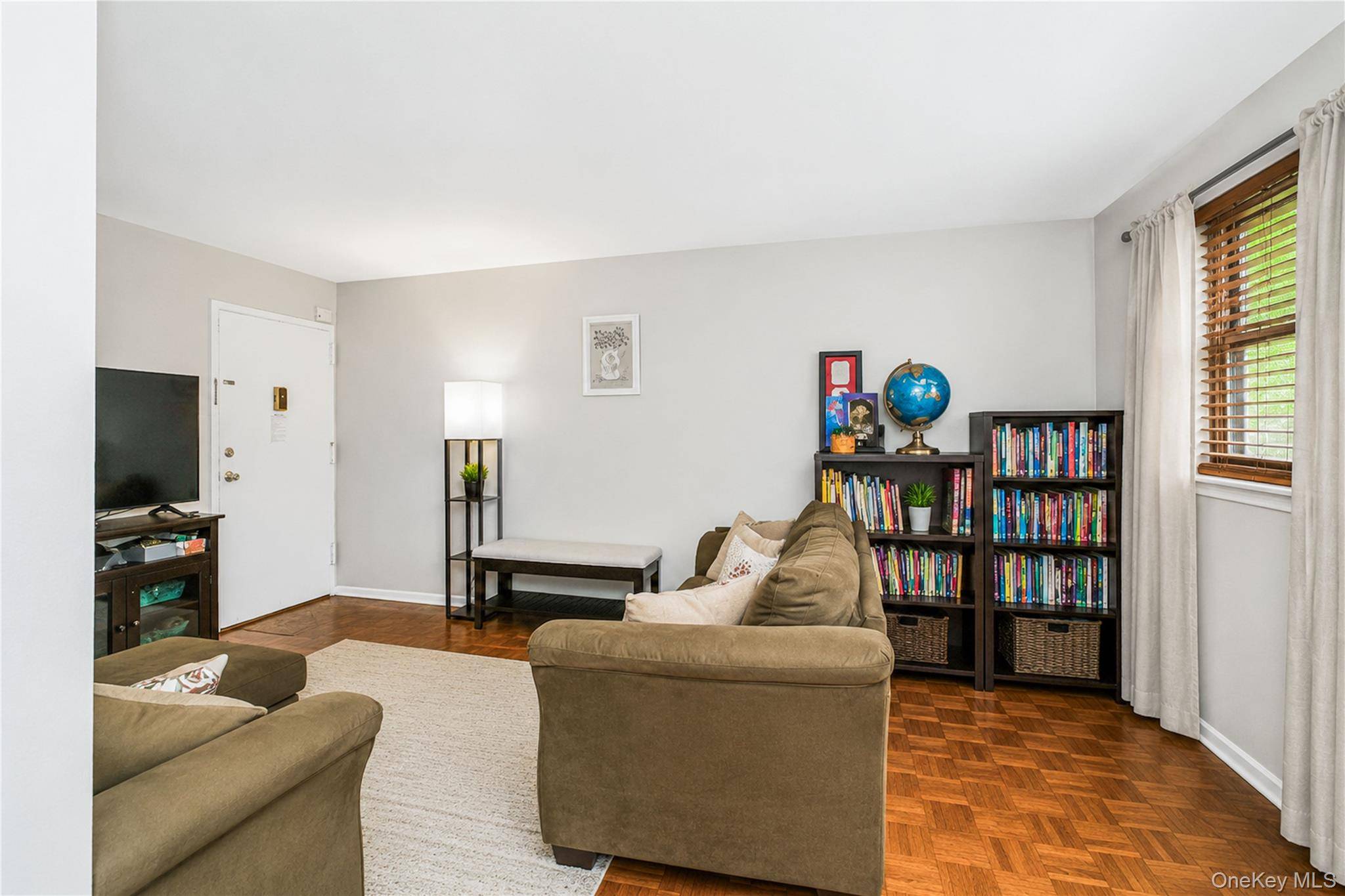 414 Maryland AVE #2C, Staten Island, NY 10305