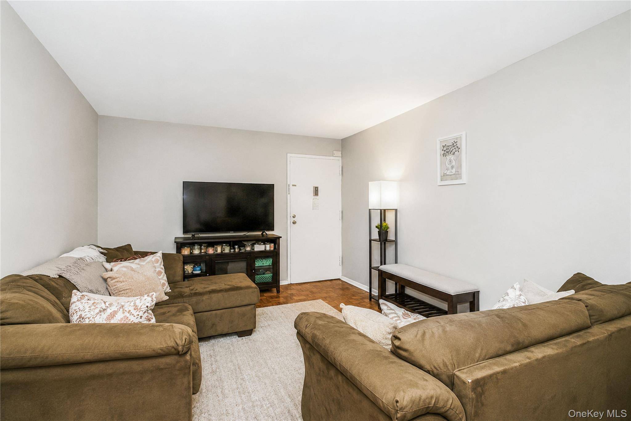 414 Maryland AVE #2C, Staten Island, NY 10305
