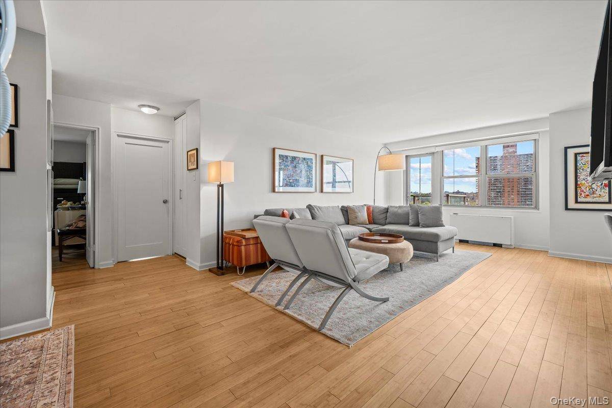 2500 Johnson AVE #11P, Bronx, NY 10463