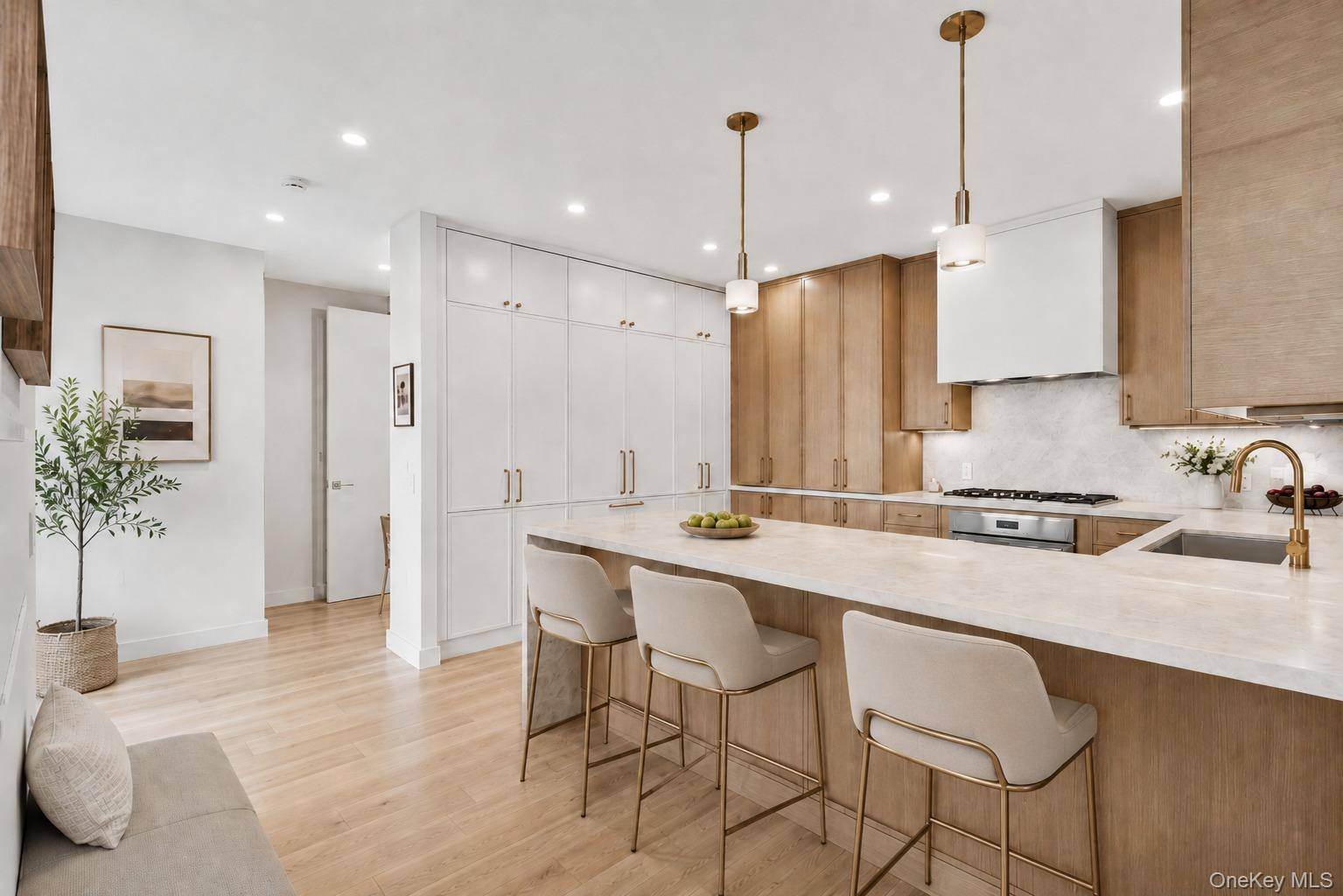 350 Albany ST #10BC, New York (manhattan), NY 10280