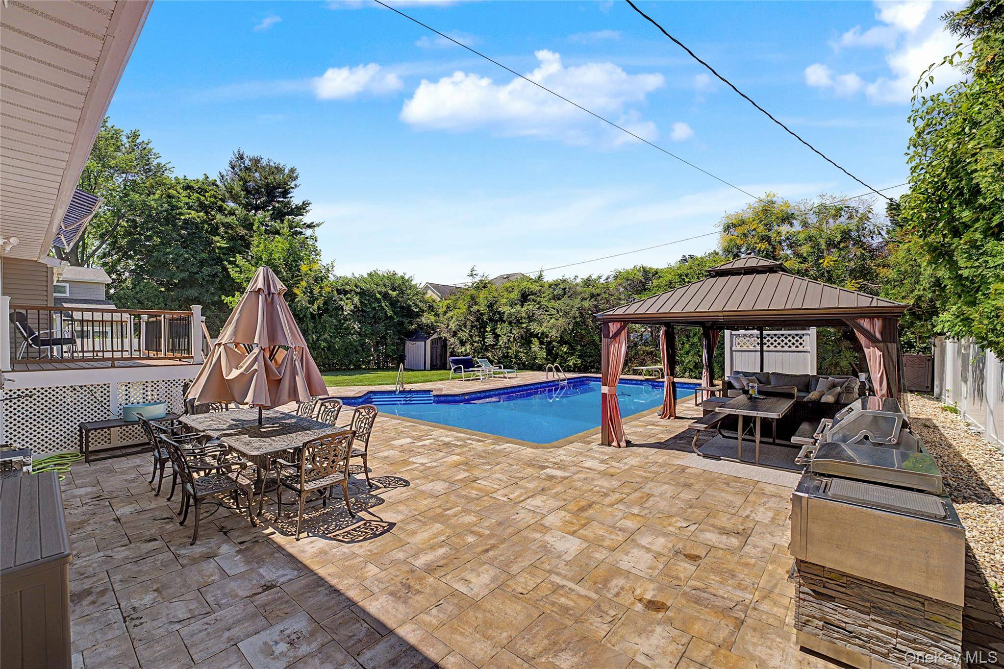 9 Cortland AVE, Jericho, NY 11753