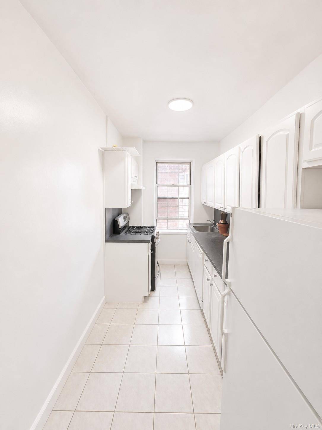 3051 Hobart ST #5B, Woodside, NY 11377