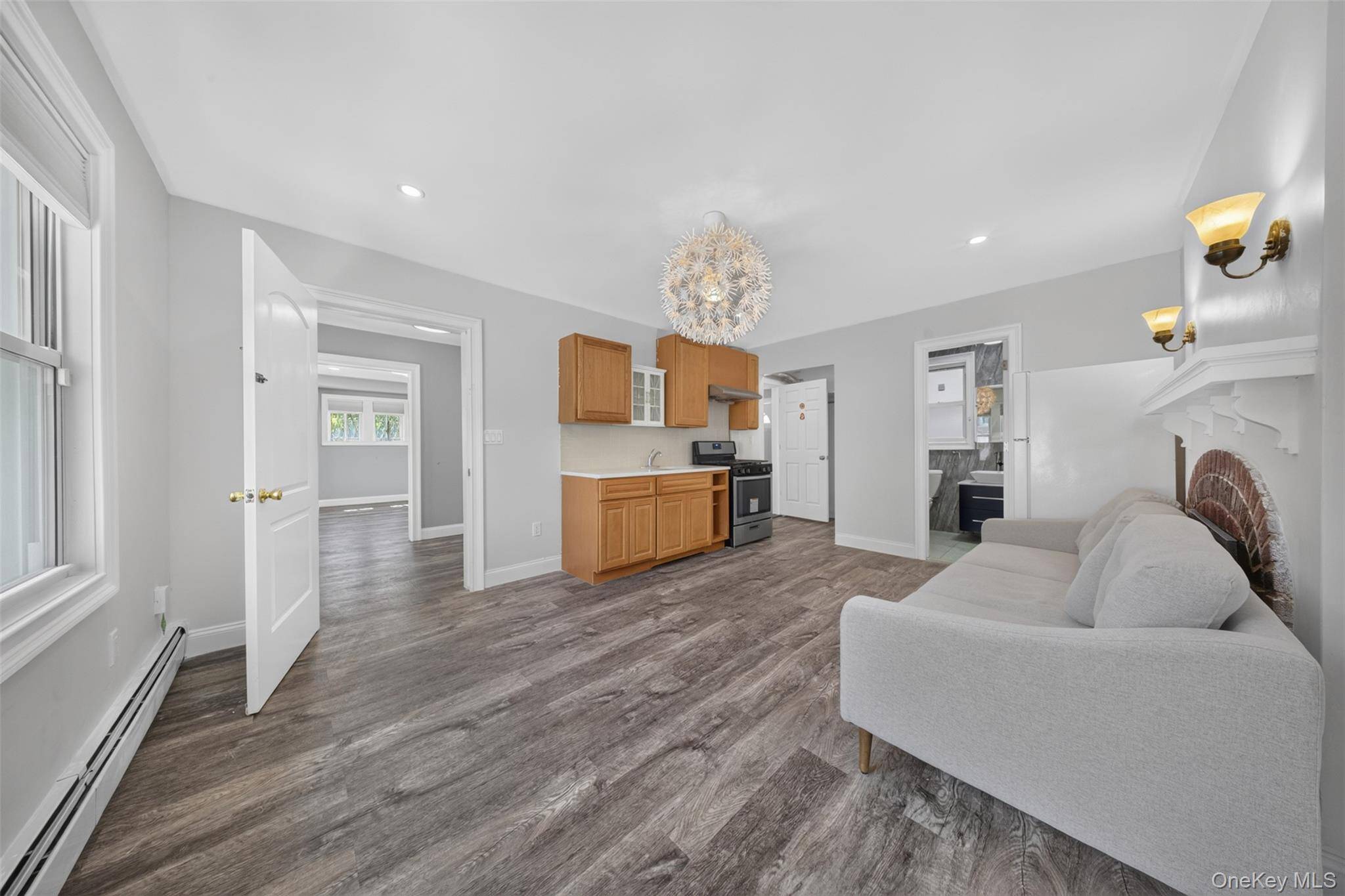 3822 205th ST, Bayside, NY 11361
