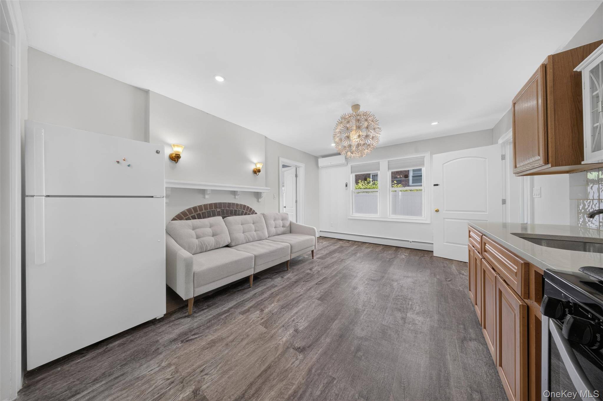 3822 205th ST, Bayside, NY 11361