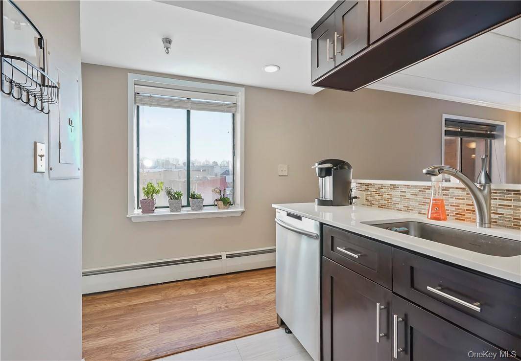 123 Mamaroneck AVE #215, Mamaroneck, NY 10543