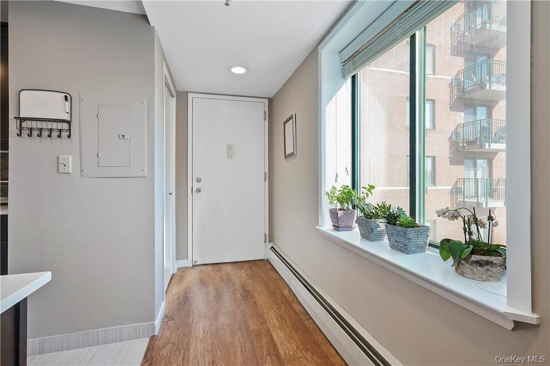 123 Mamaroneck AVE #215, Mamaroneck, NY 10543