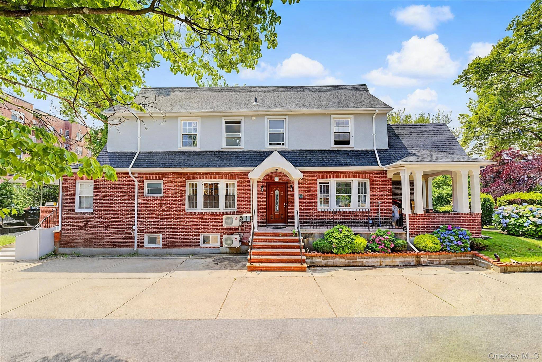 609 161st ST, Whitestone, NY 11357