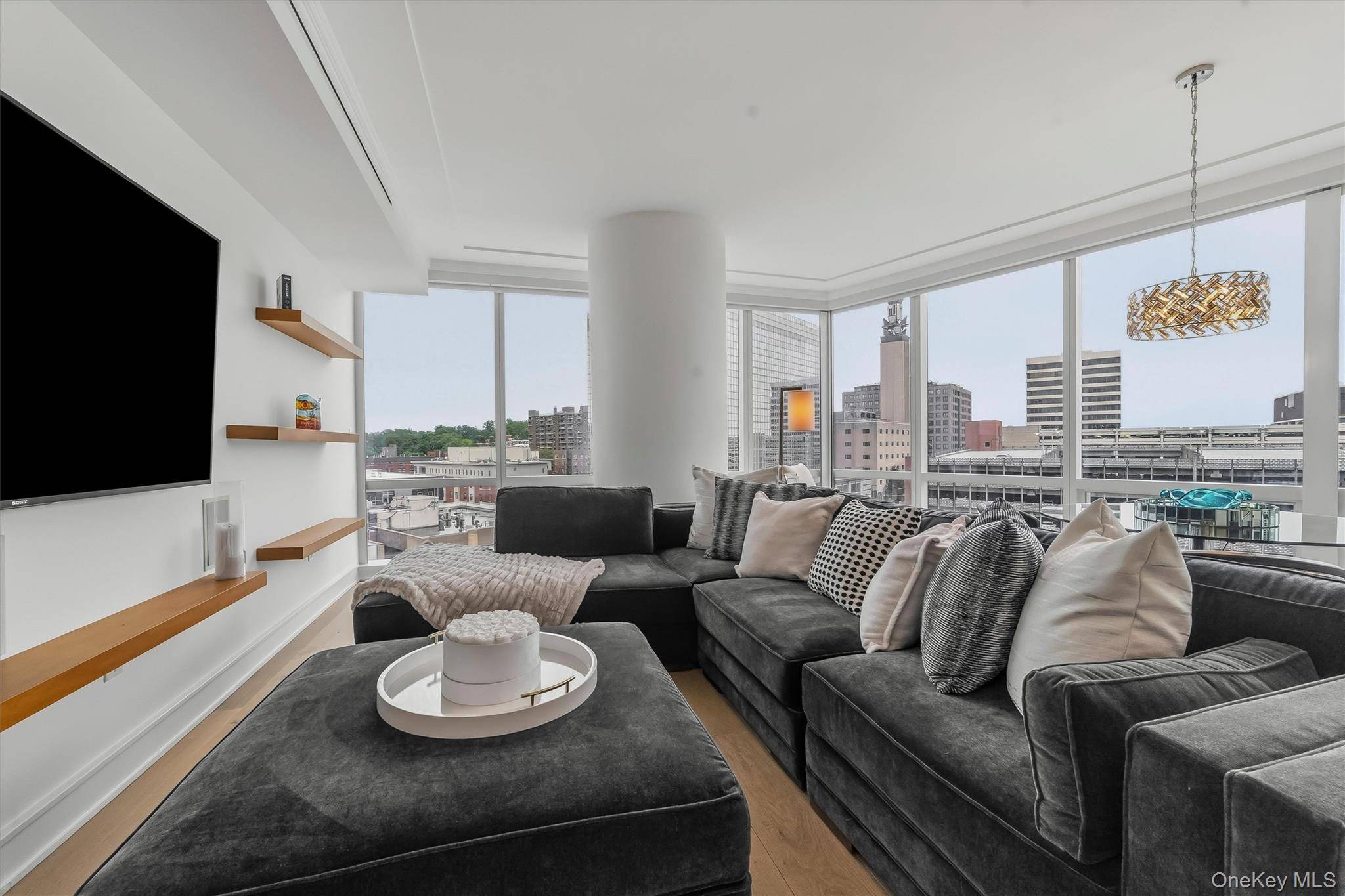 5 Renaissance SQ #9A, White Plains, NY 10601