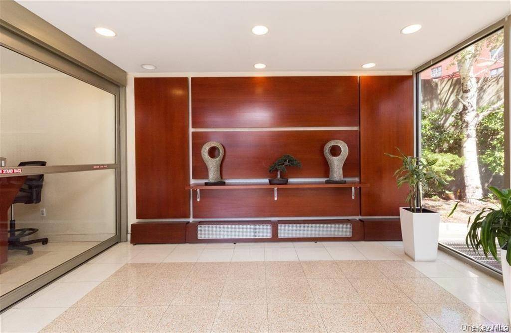 2287 Johnson AVE #6C, Bronx, NY 10463