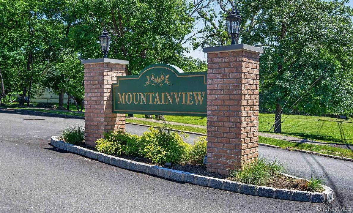 723 Sierra Vista LN, Valley Cottage, NY 10989