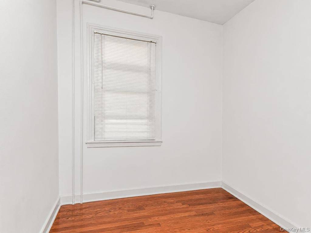 22-24 S Eckar, Irvington, NY 10533