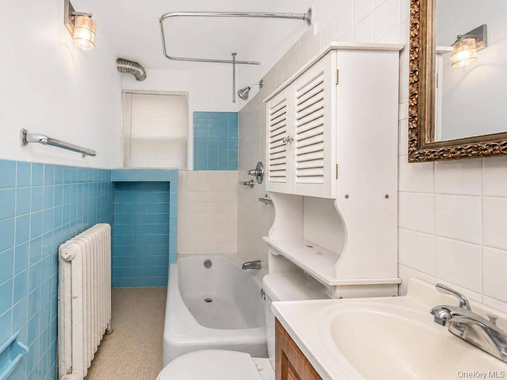 22-24 S Eckar, Irvington, NY 10533