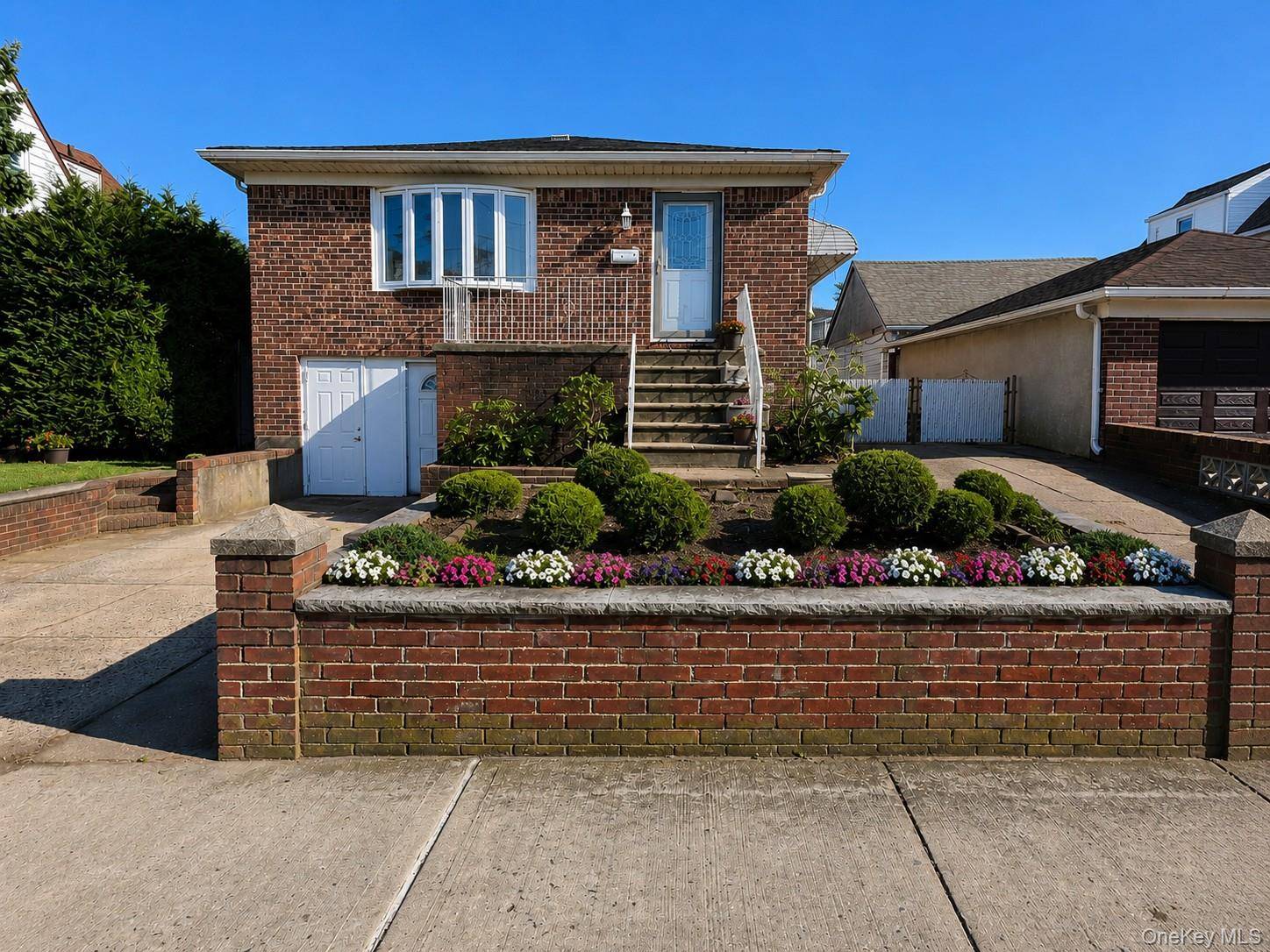 95-14 159th AVE, Howard Beach, NY 11414