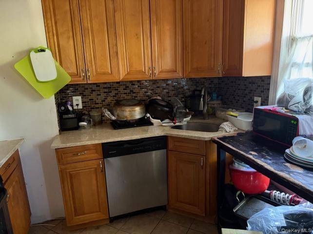 646 E 230th ST, Bronx, NY 10466