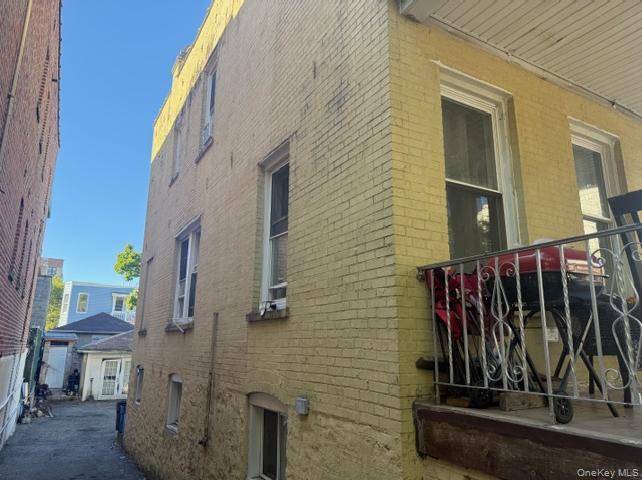 646 E 230th ST, Bronx, NY 10466