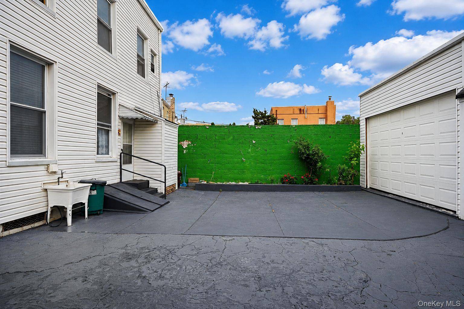 6340 60th PL, Ridgewood, NY 11385