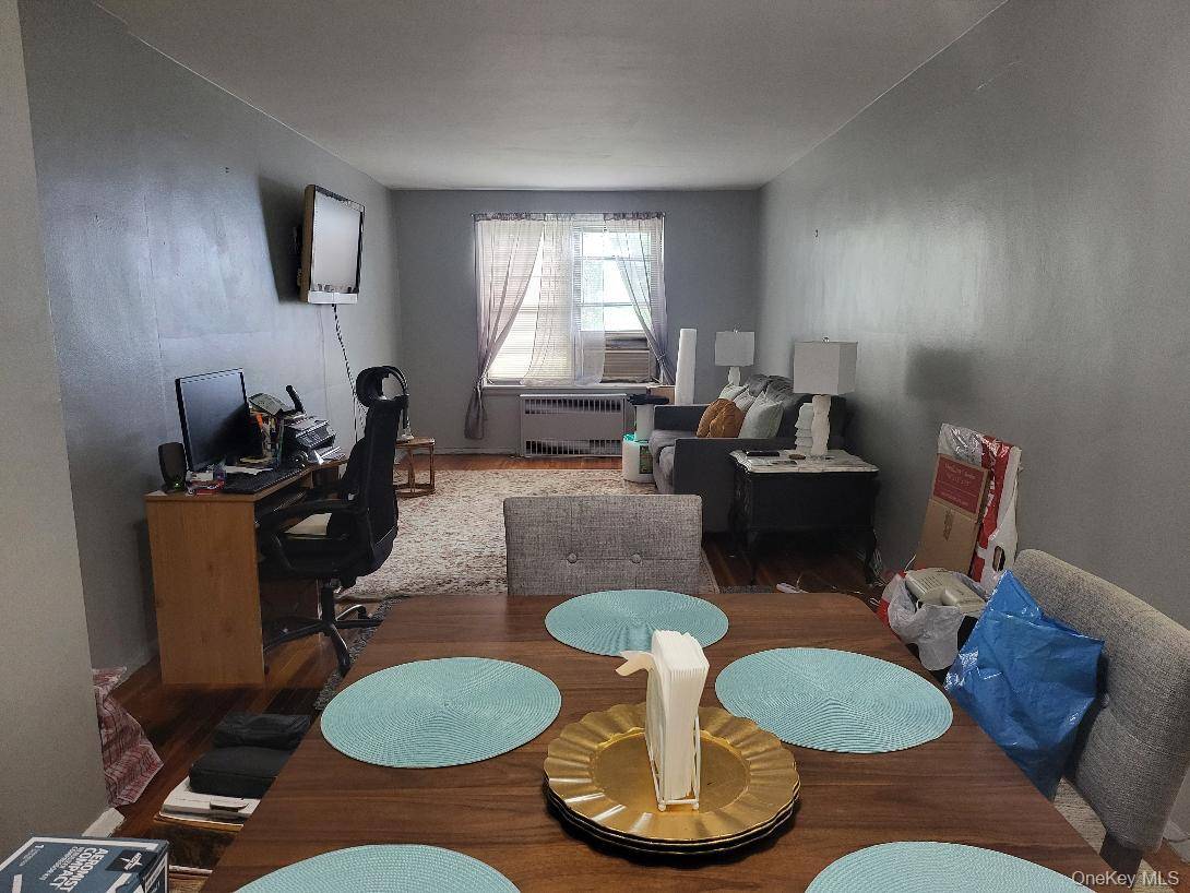 87-56 Francis Lewis BLVD #A62, Queens Village, NY 11427