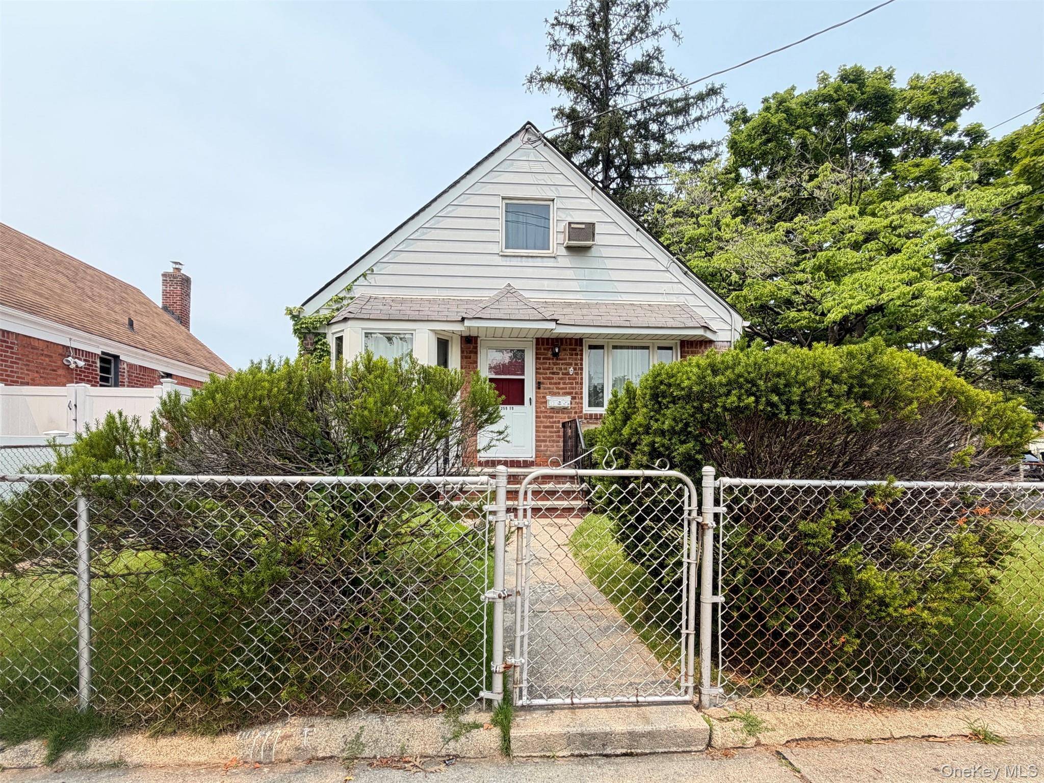 259-19 80th AVE, Glen Oaks, NY 11004