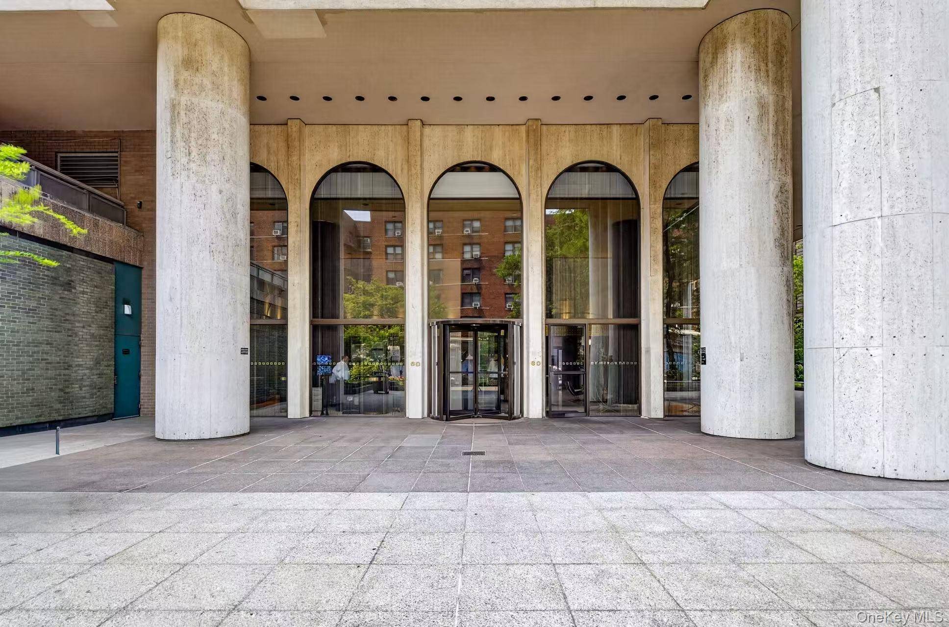 60 E 8th ST #18G, New York (manhattan), NY 10003