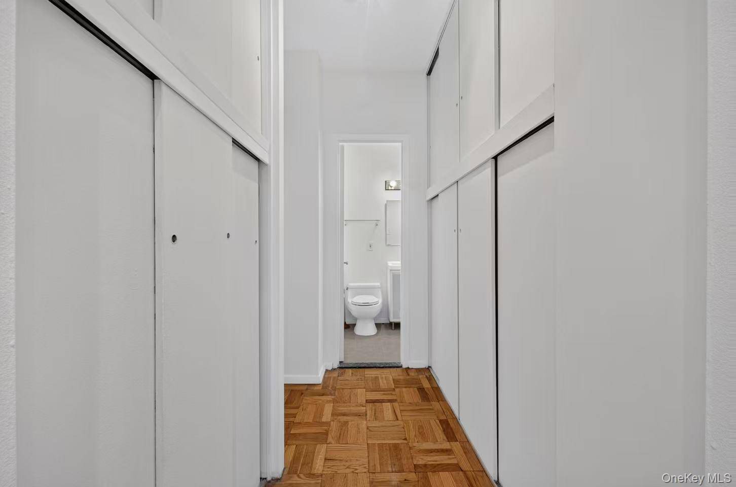 60 E 8th ST #18G, New York (manhattan), NY 10003