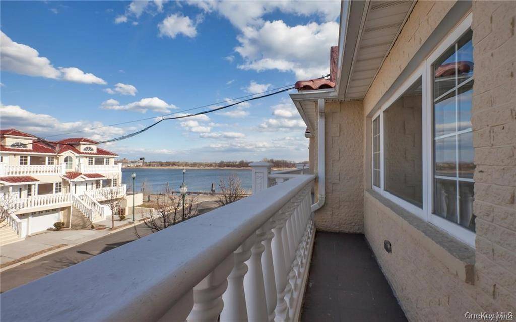 260 Zerega AVE, Bronx, NY 10473