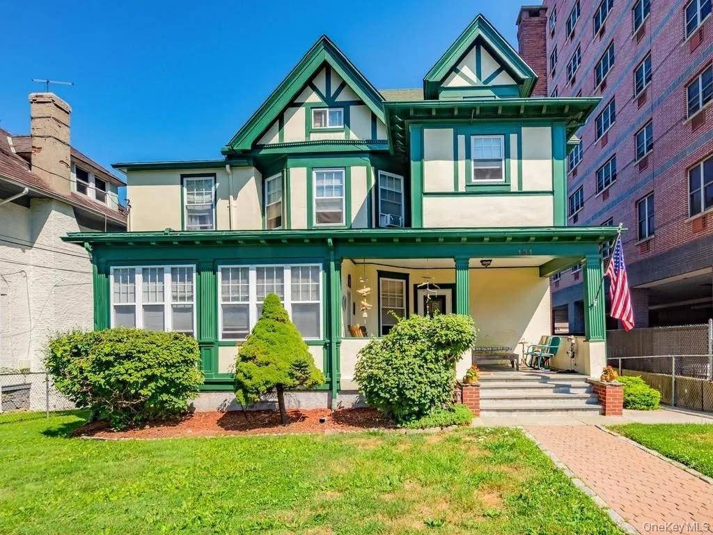 131 Lockwood AVE, New Rochelle, NY 10801