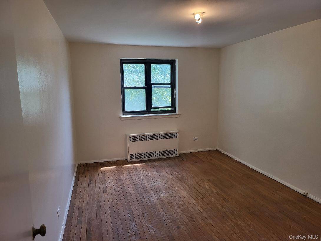 86-70 Francis Lewis BLVD #B51, Queens Village, NY 11427