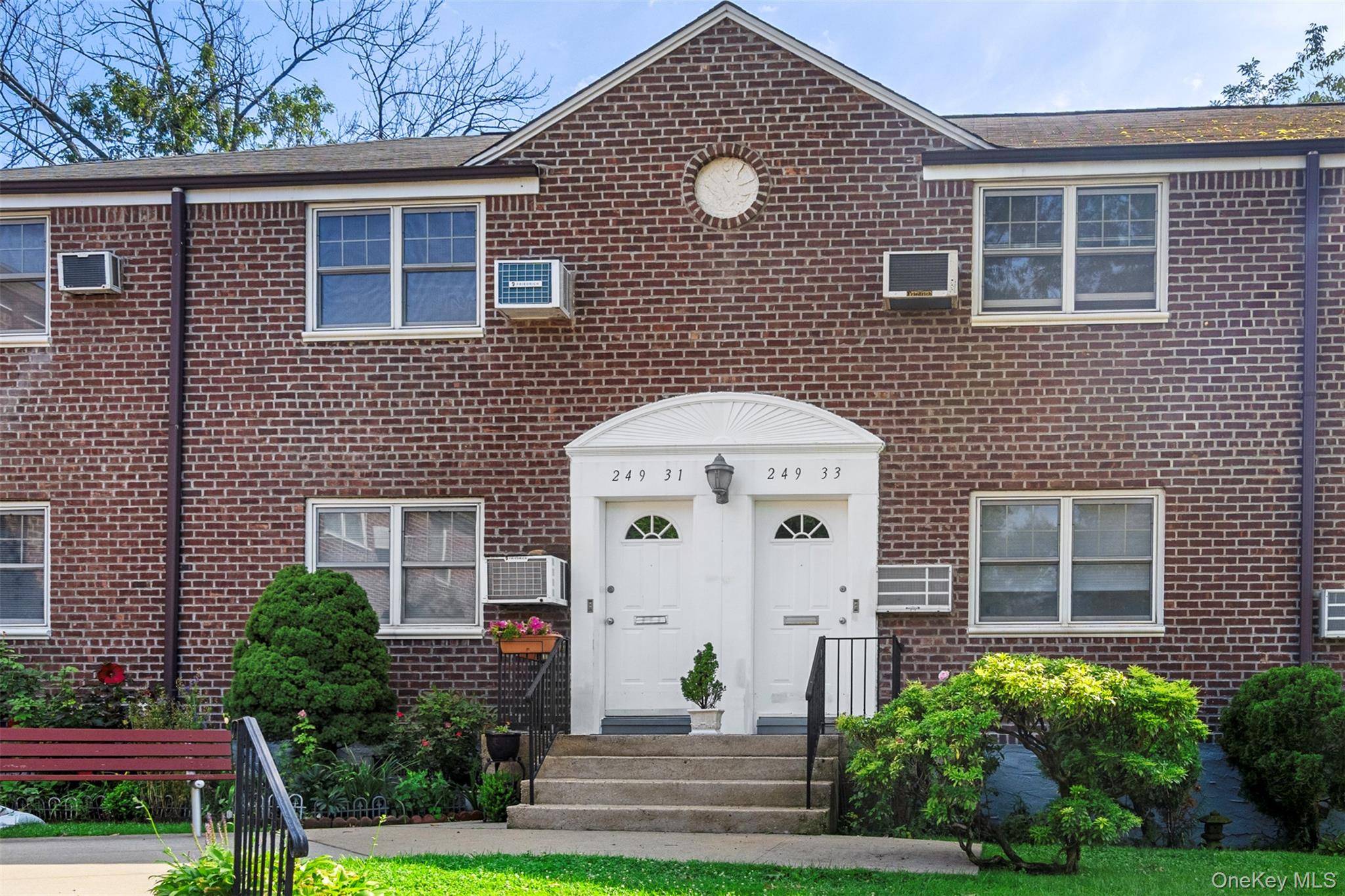 249-33 64th AVE #1, Little Neck, NY 11362
