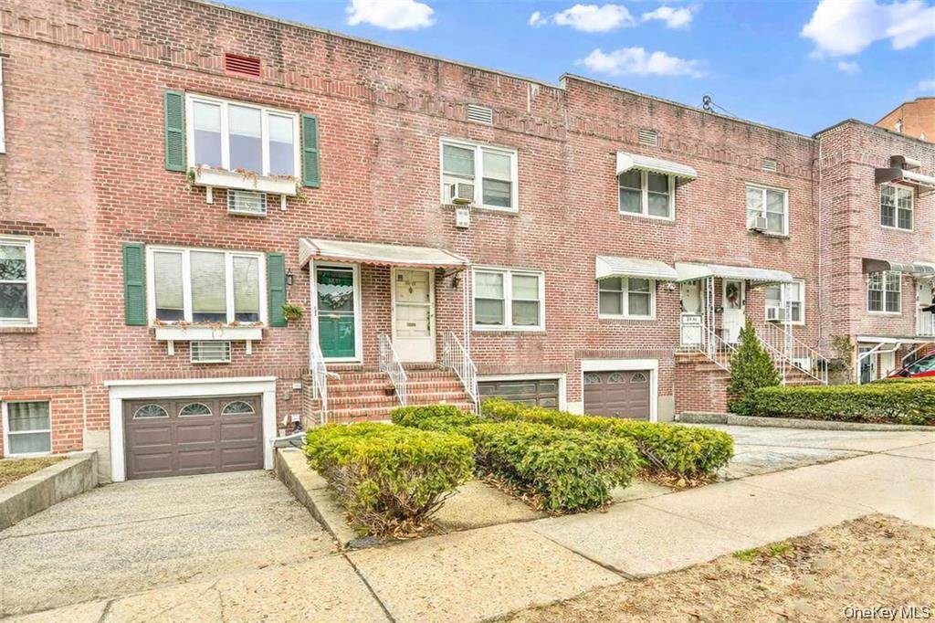 84-92A Austin ST, Kew Gardens, NY 11415