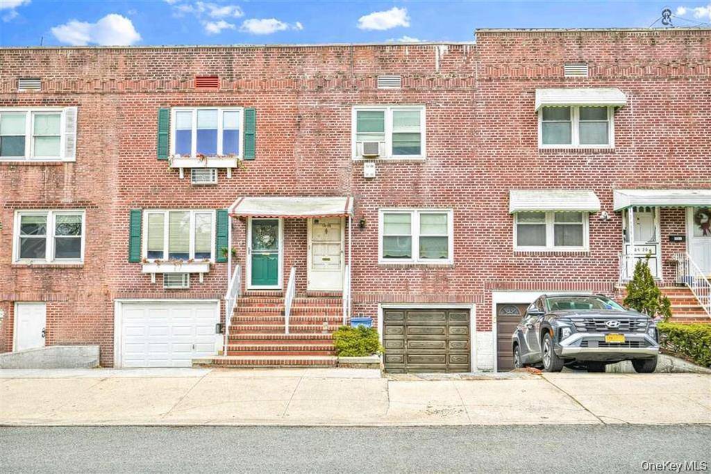 84-92A Austin ST, Kew Gardens, NY 11415