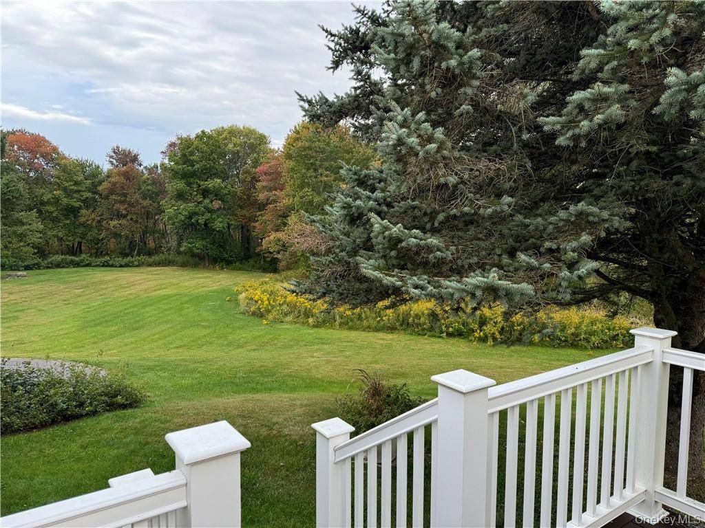 417 Tripp RD, Millerton, NY 12546