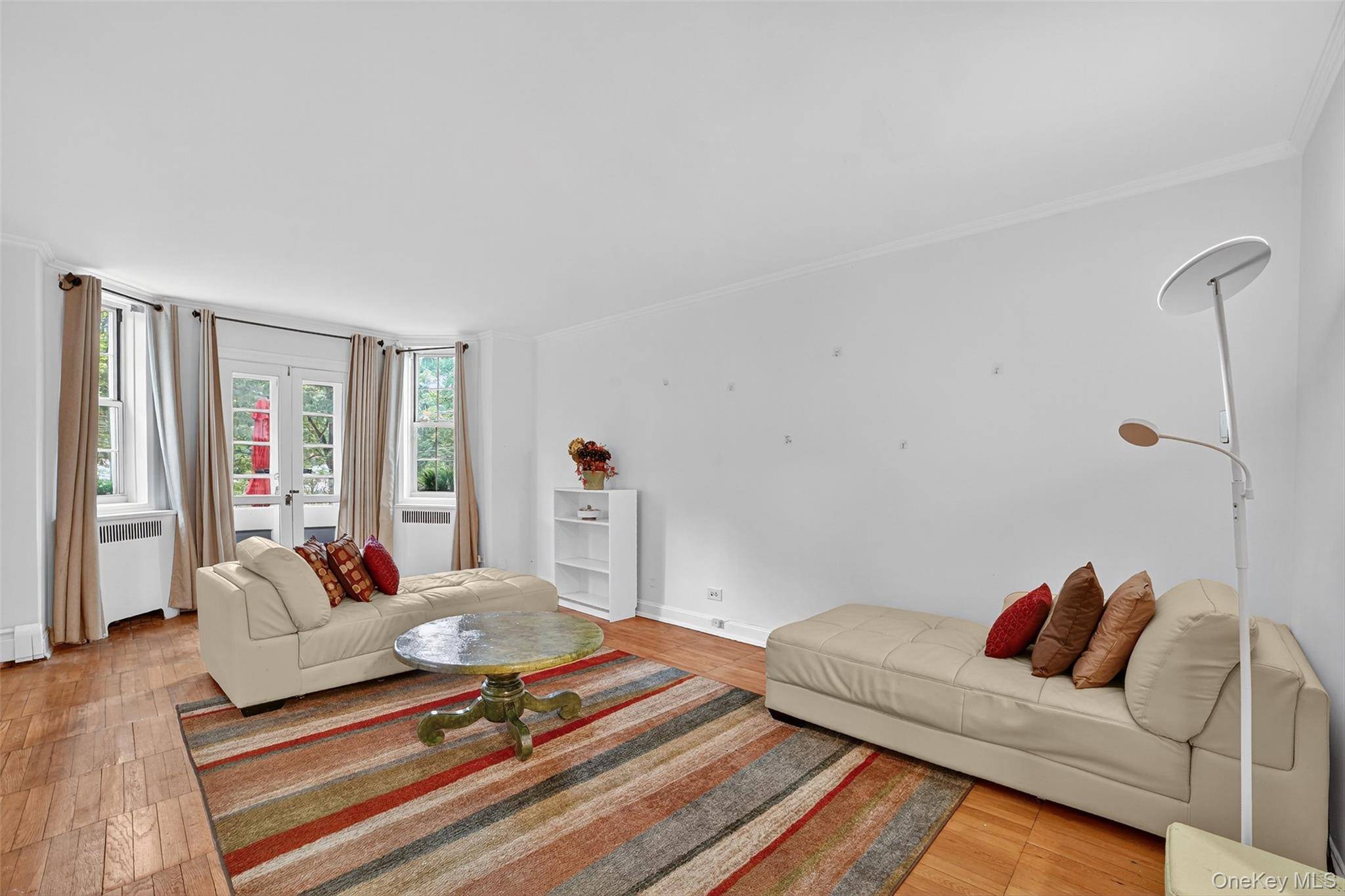 64 Pinewood RD #TB, Hartsdale, NY 10530