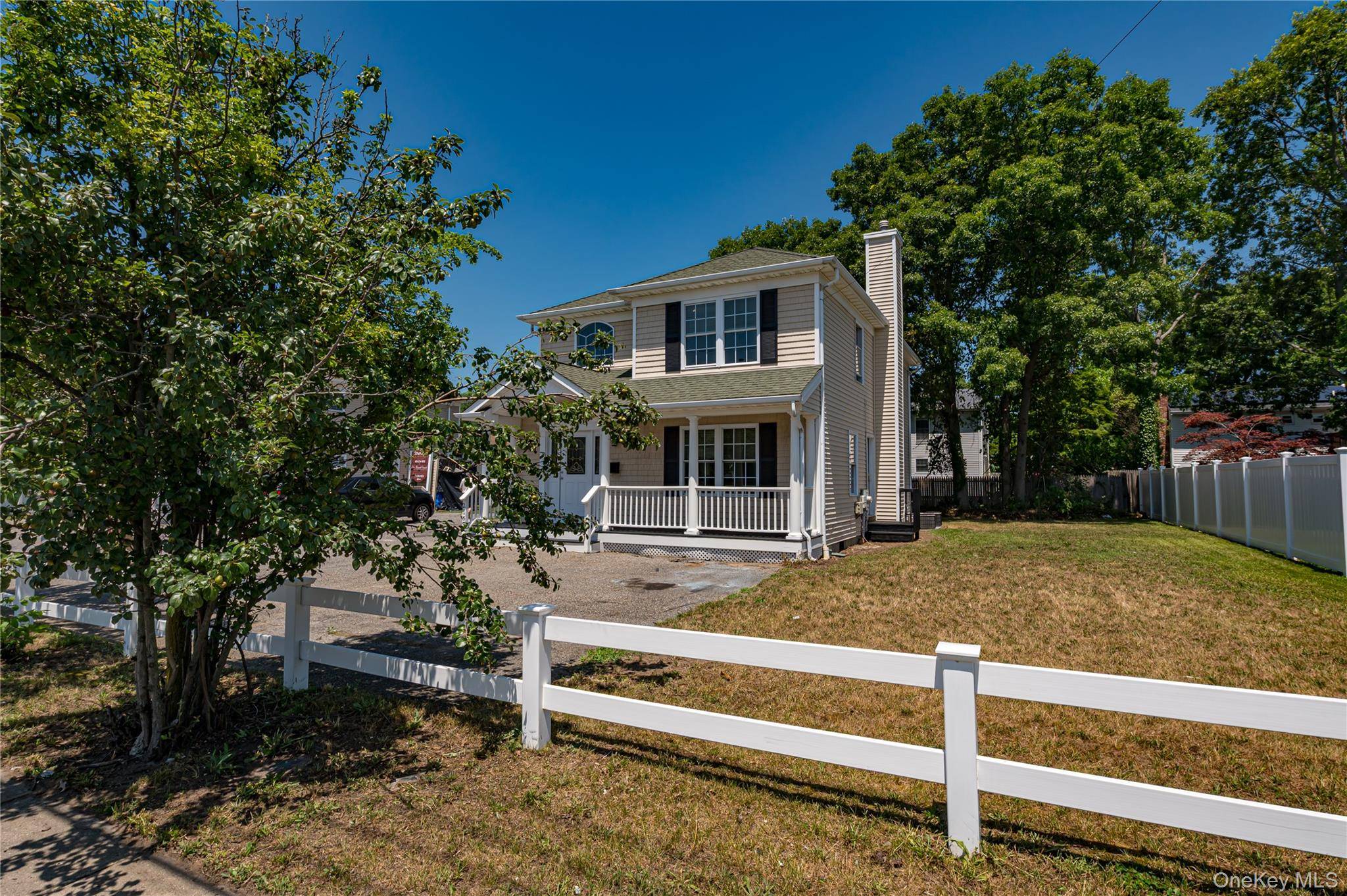 2163 Sunrise HWY, Islip, NY 11751