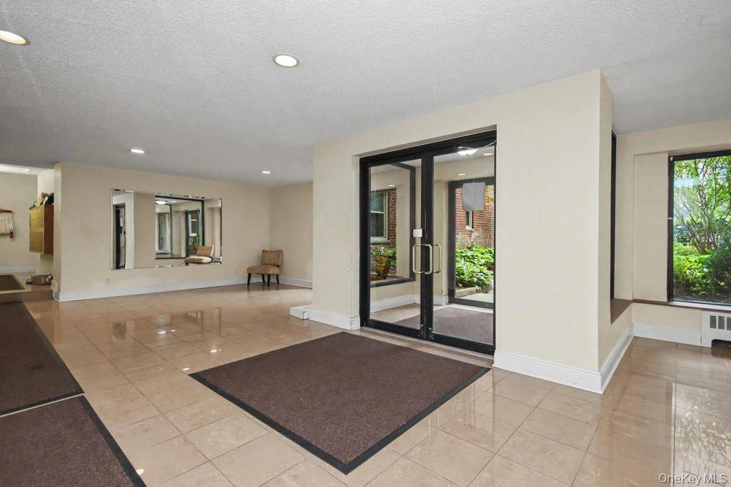 30 N Broadway #4F, White Plains, NY 10601