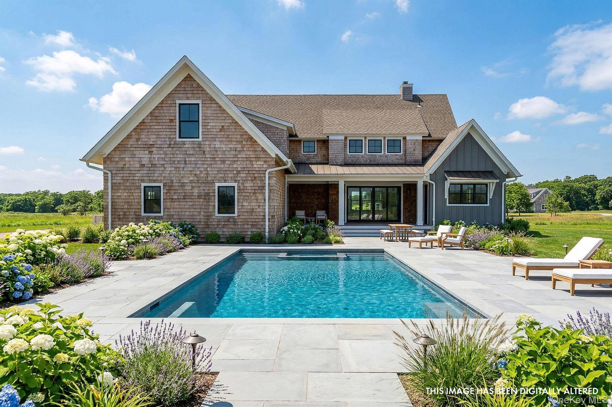 35 Club DR, Baiting Hollow, NY 11933