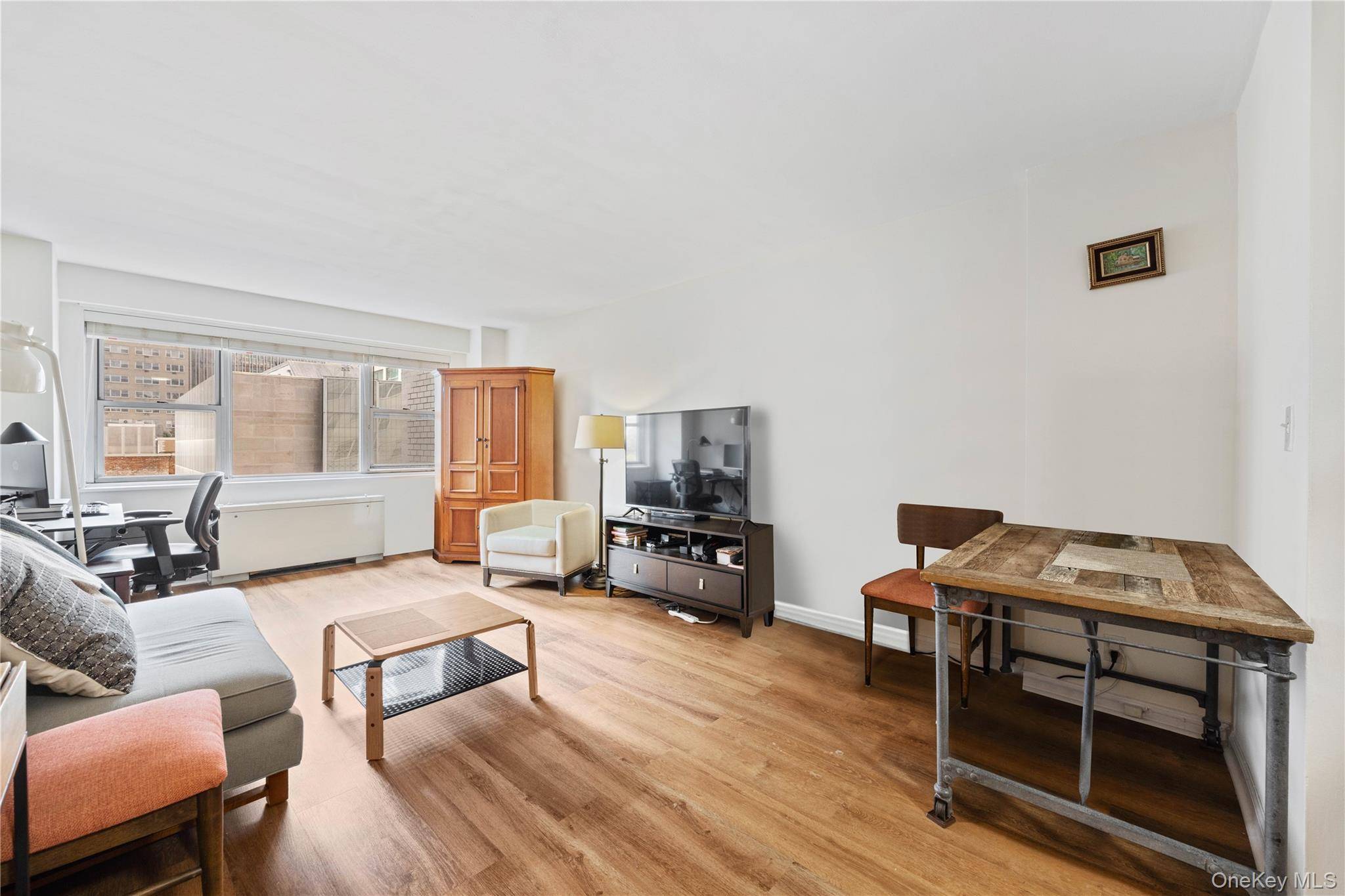 321 E 48th ST #9D, New York (manhattan), NY 10017