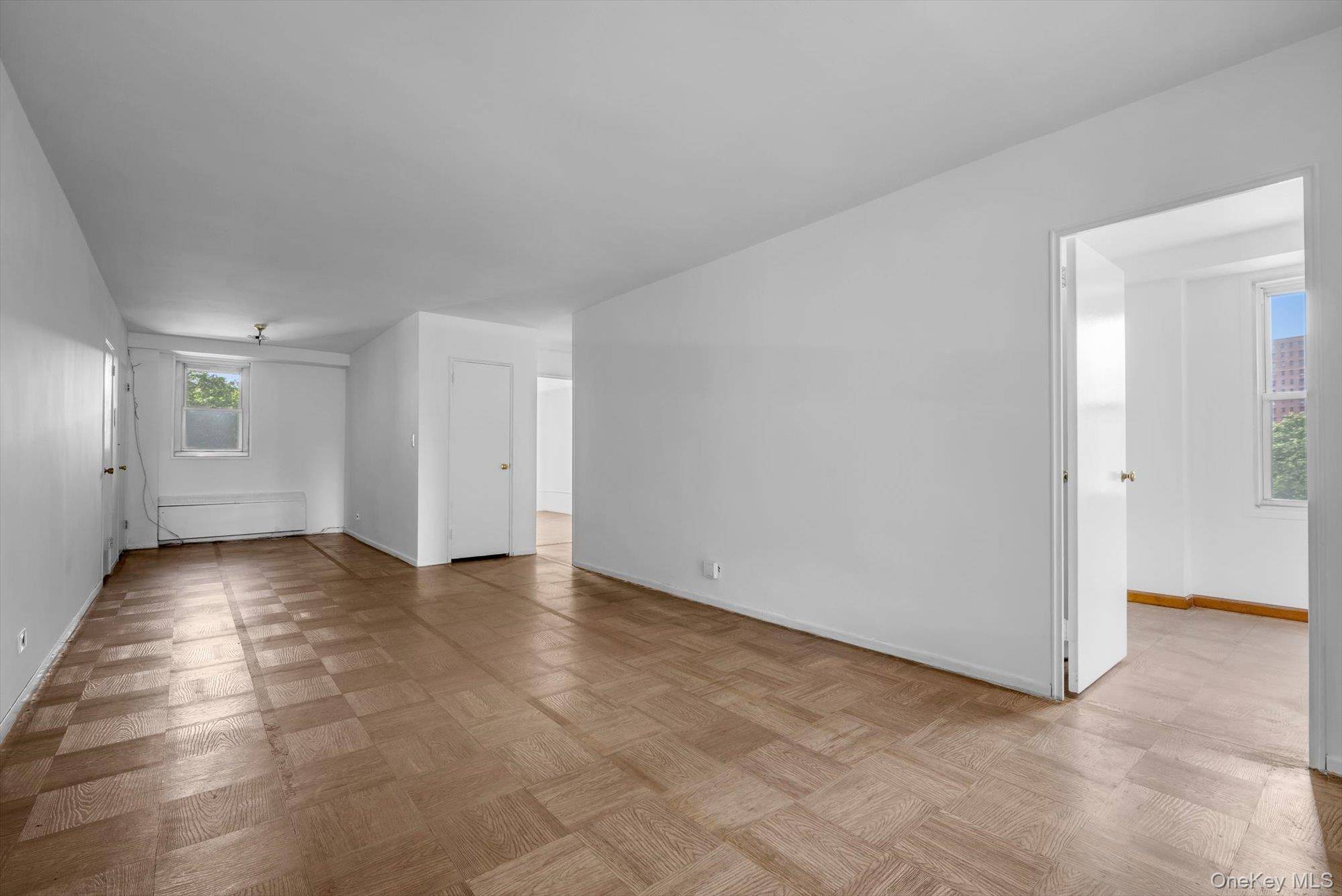 97-10 62 DR #3H, Rego Park, NY 11374