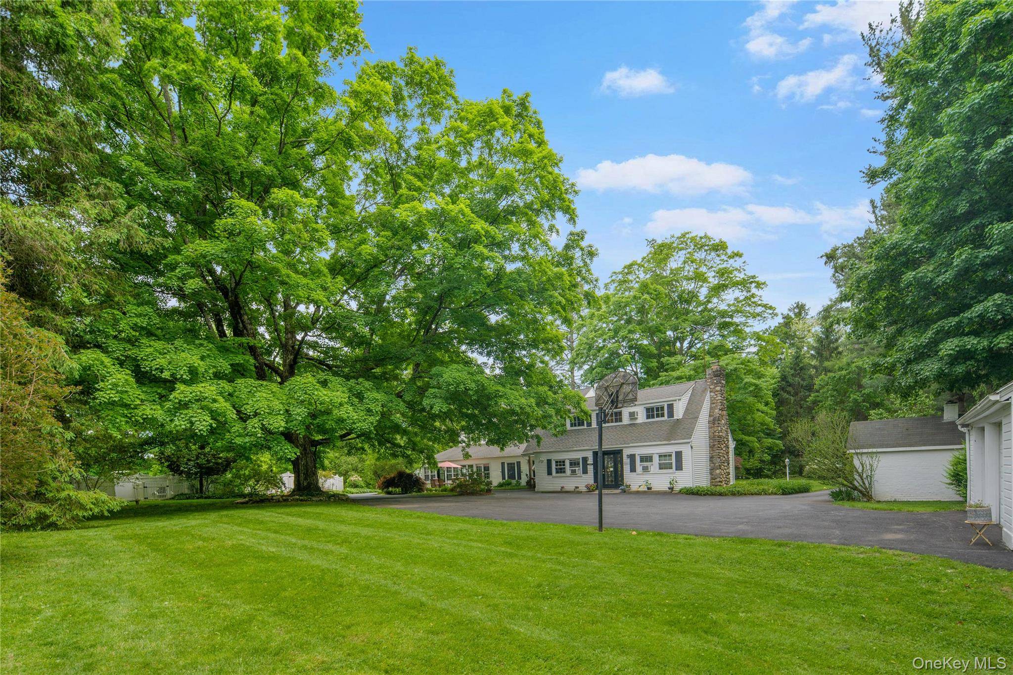 36 Granite Springs RD, Granite Springs, NY 10527