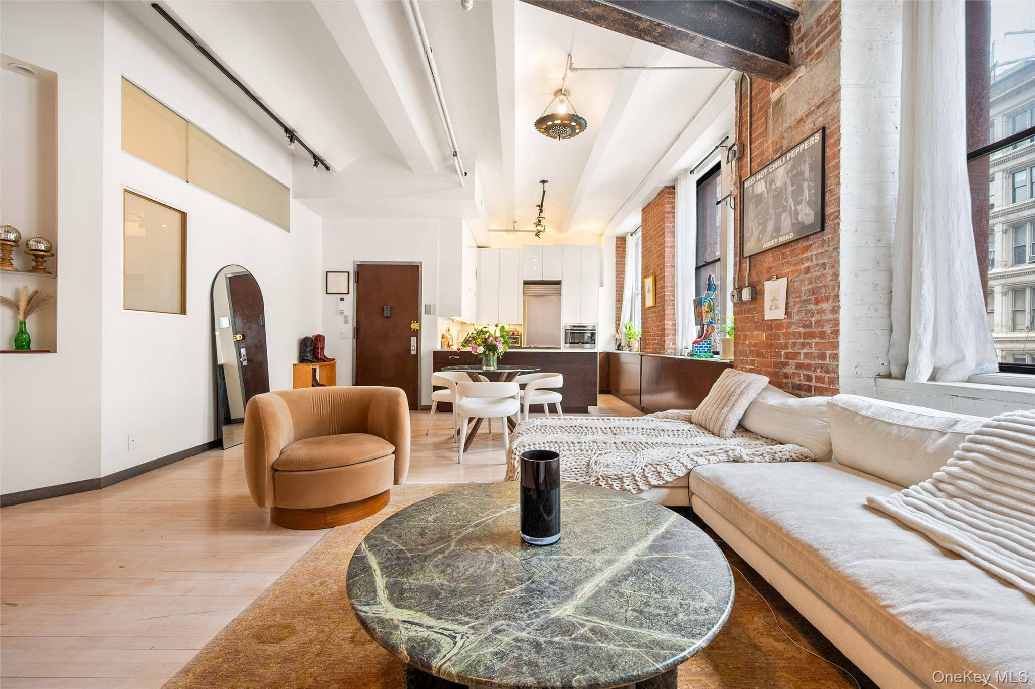 439 Lafayette ST #3, New York (manhattan), NY 10003
