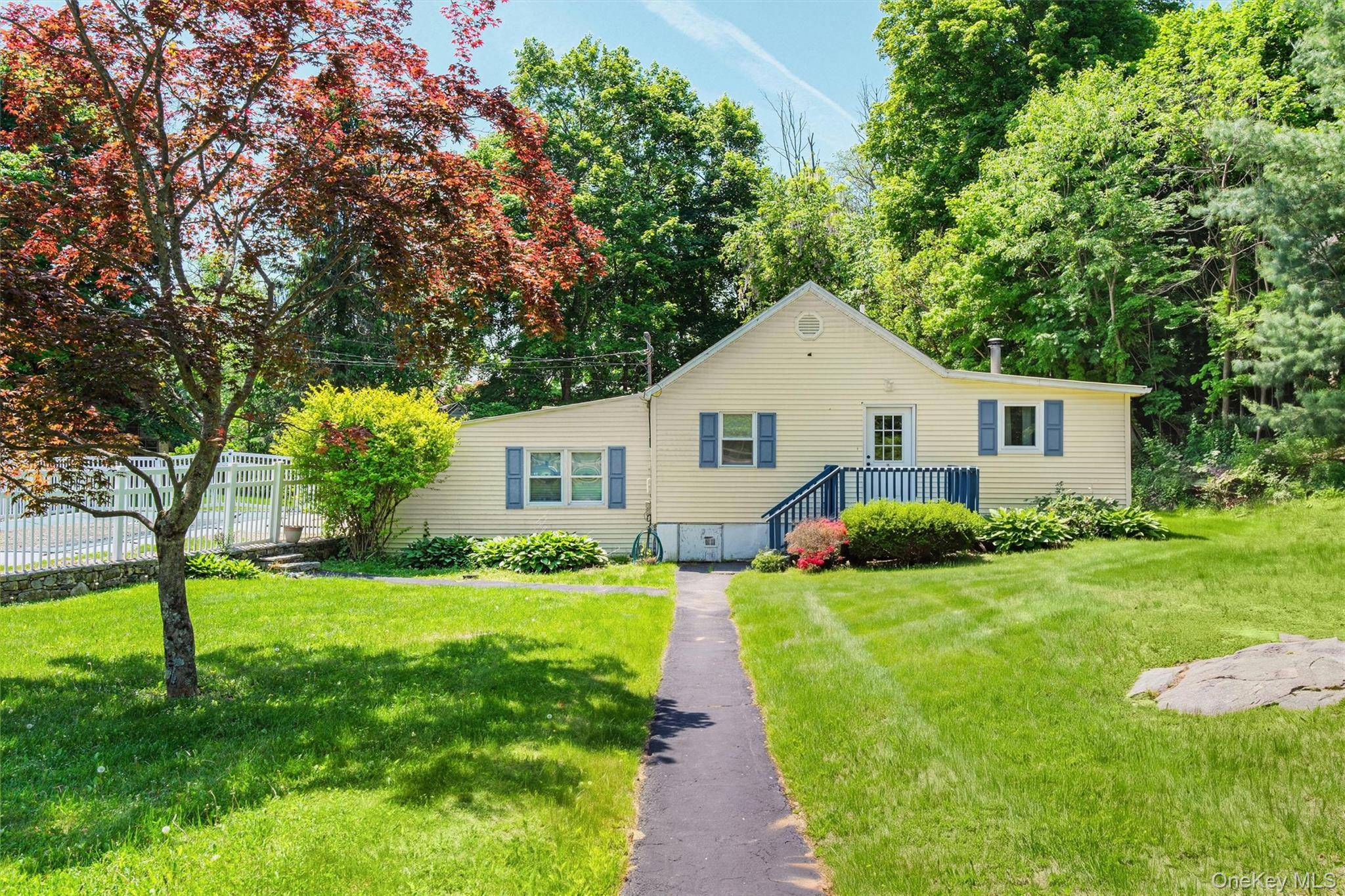 592 Long Pond RD, Mahopac, NY 10541
