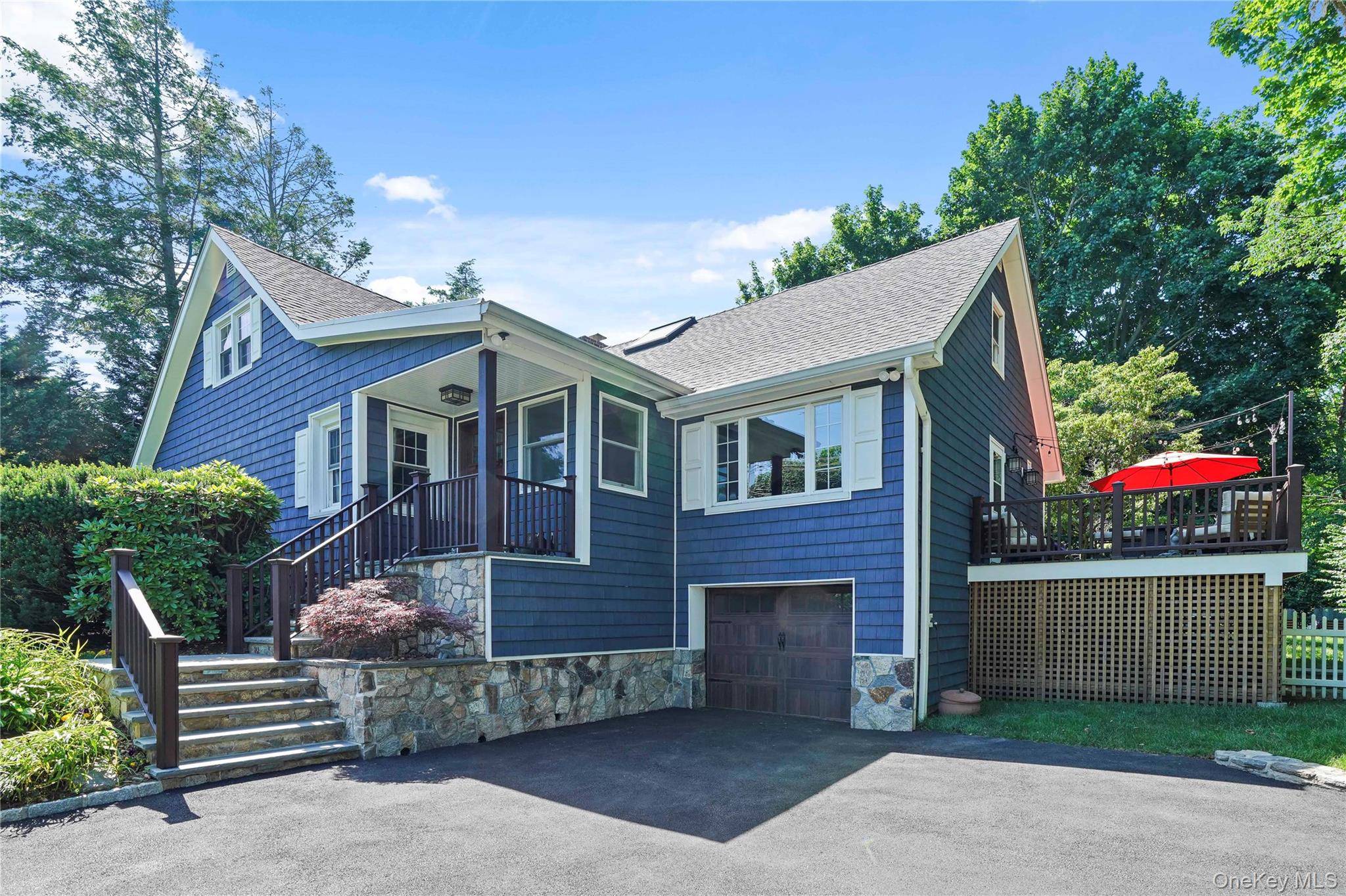 4 McKinley PL, Ardsley, NY 10502