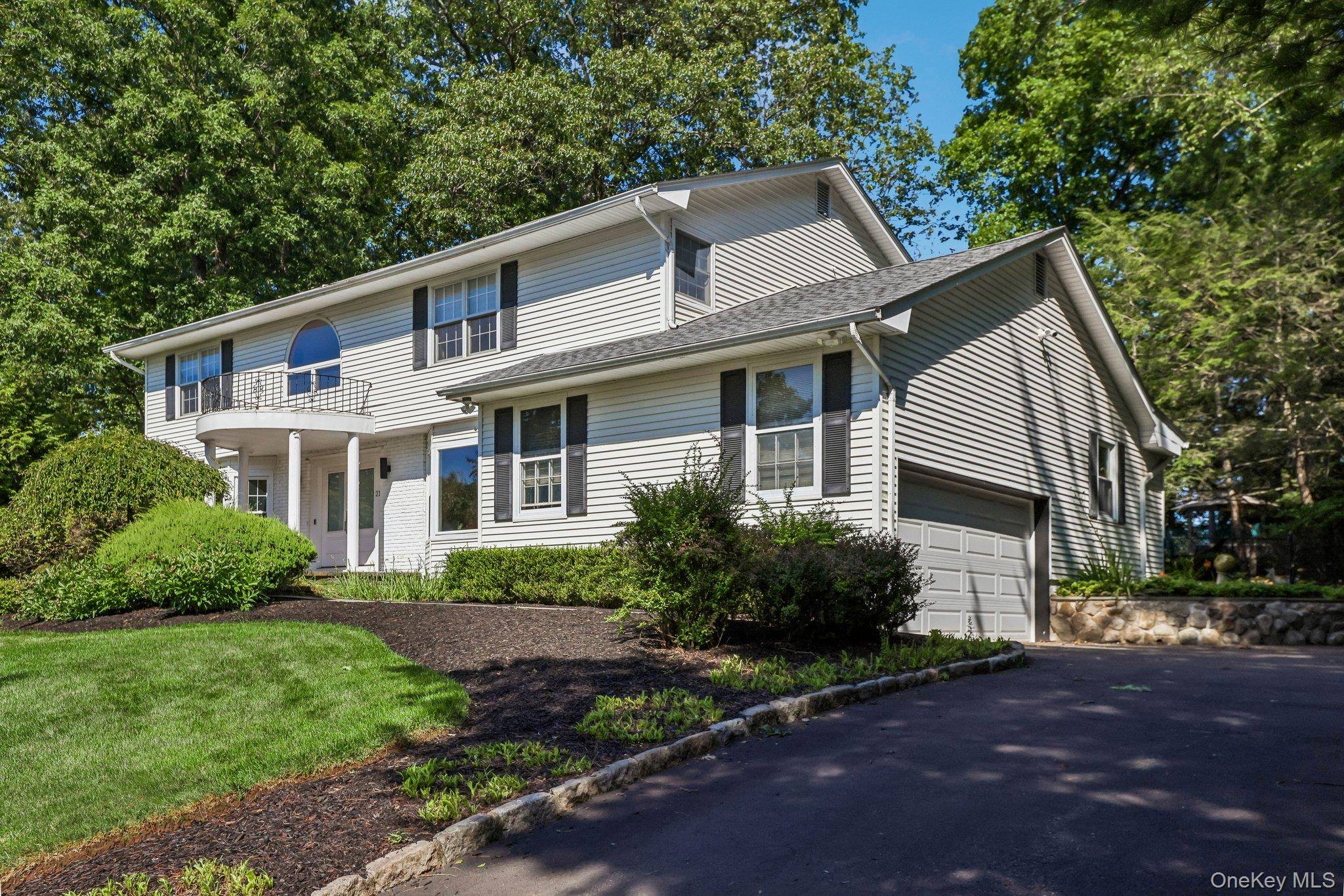 21 Windgate DR, New City, NY 10956